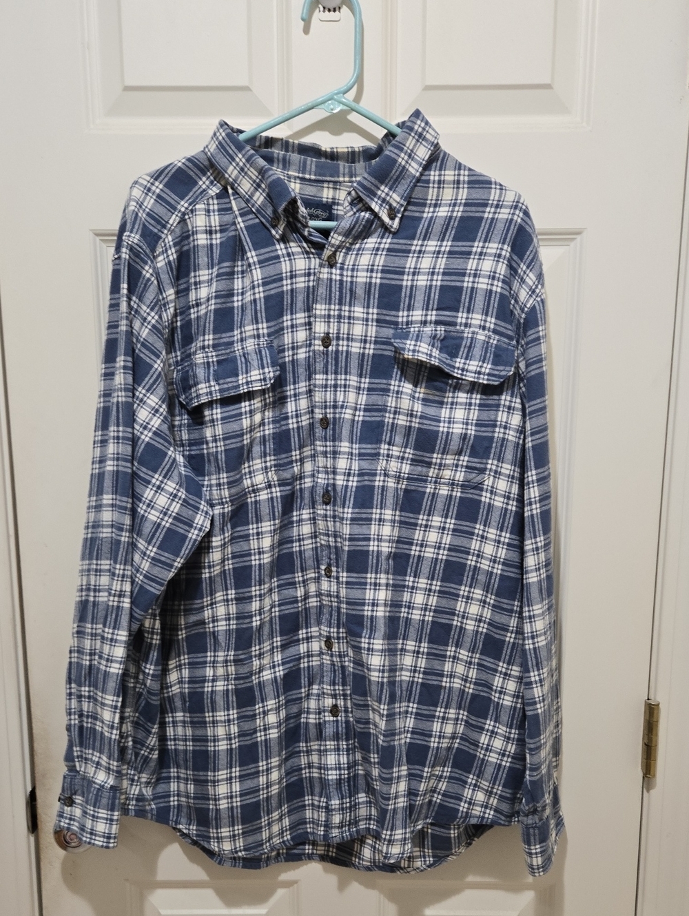 Faded Glory Blue and White Plaid Button-Up Shirt